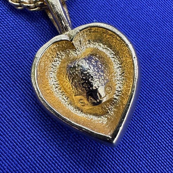 VTG Swarovski S.A.L. Faux Amethyst & Crystals on Gold-Tone Heart Pendant - Picture 5 of 11